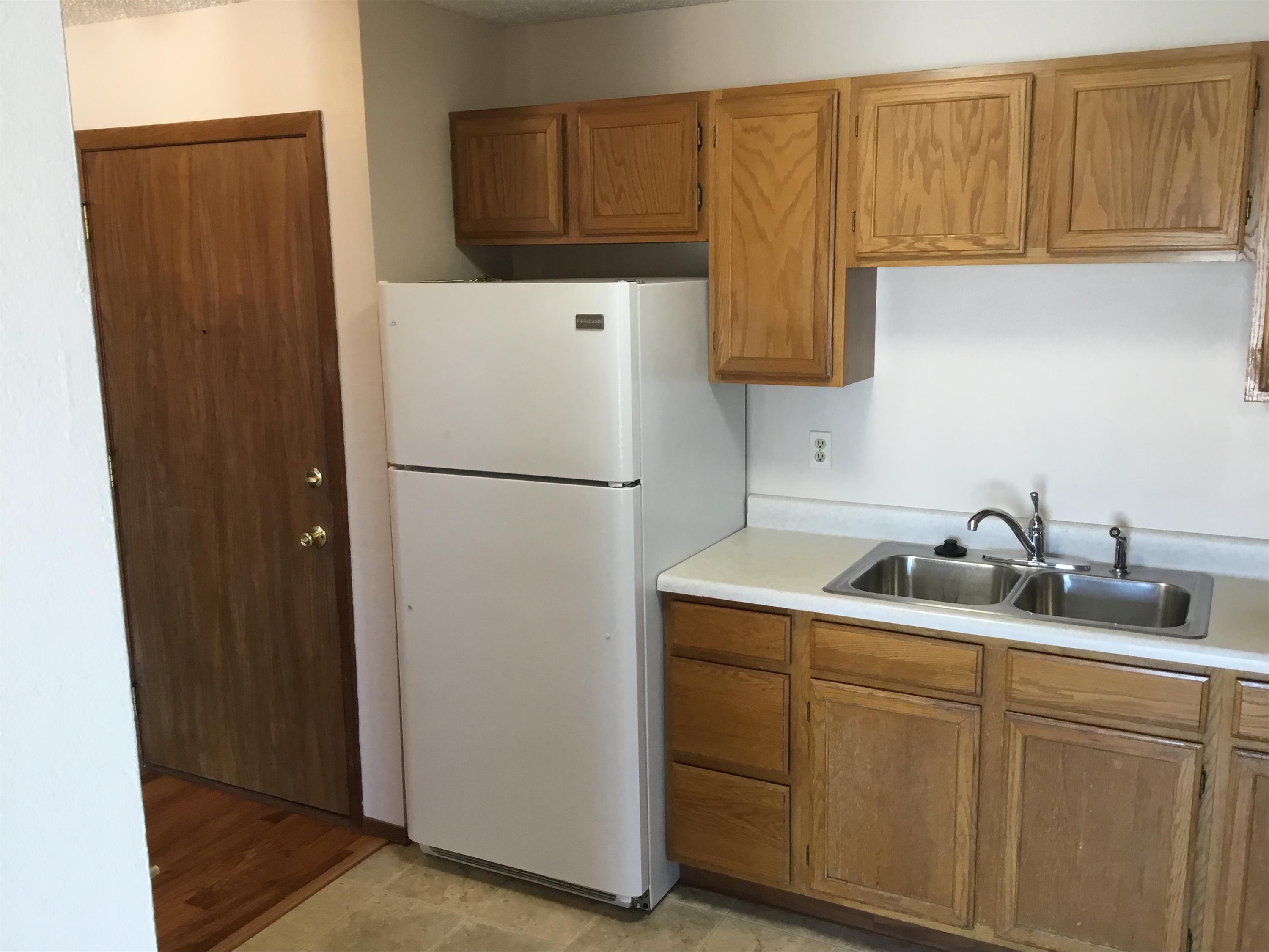 1112 Portland Drive - 301